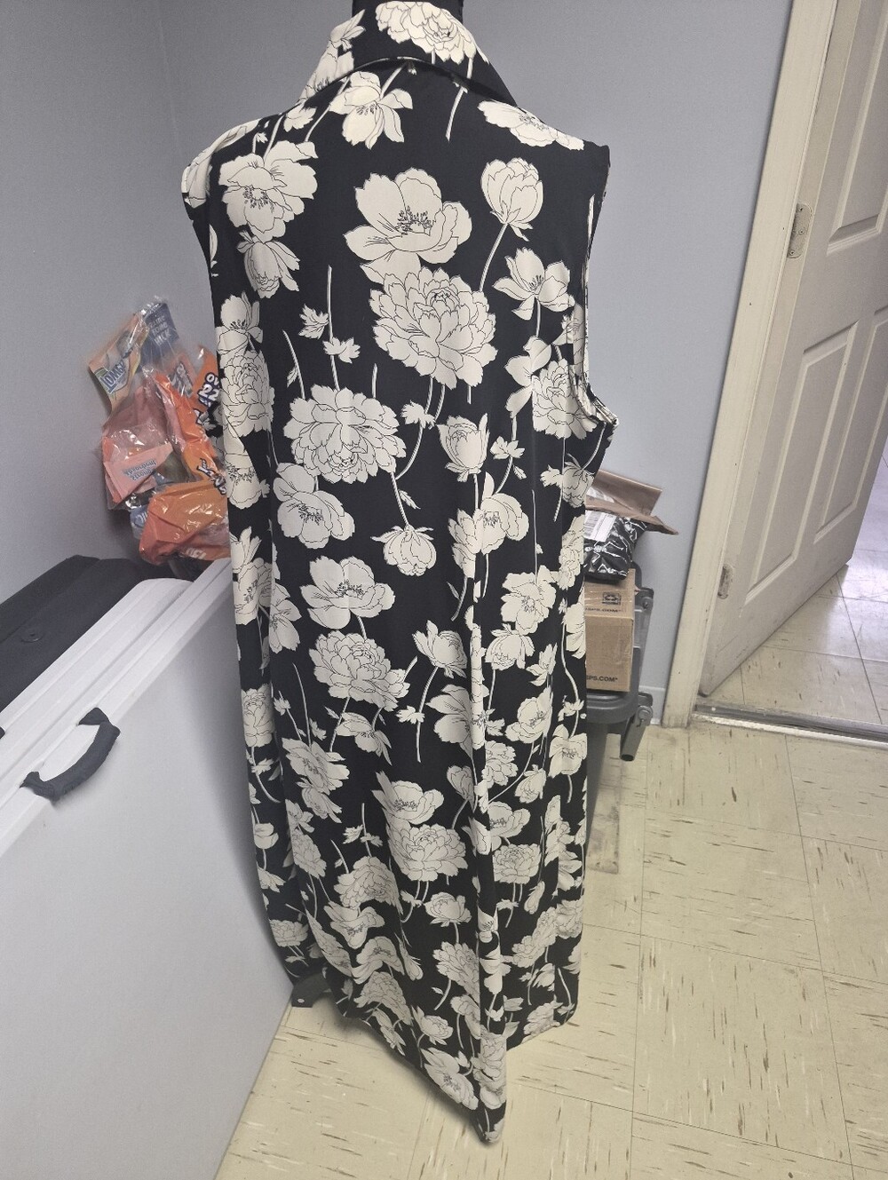 Black white floral maxi - Picture 4 of 4